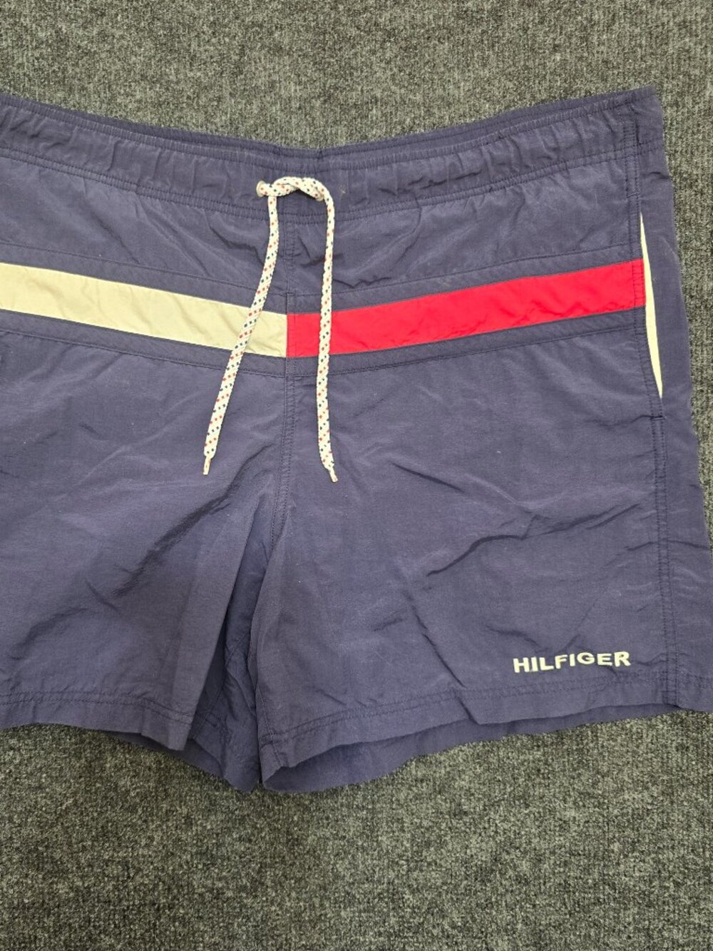 Tommy Hilfiger Men’s Swim Trunks XL Navy Red Beige Logo Drawstring Mesh Lined